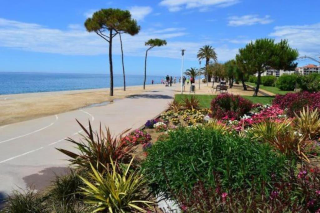 Luxury Apartamenty Pineda de Mar Kültér fotó